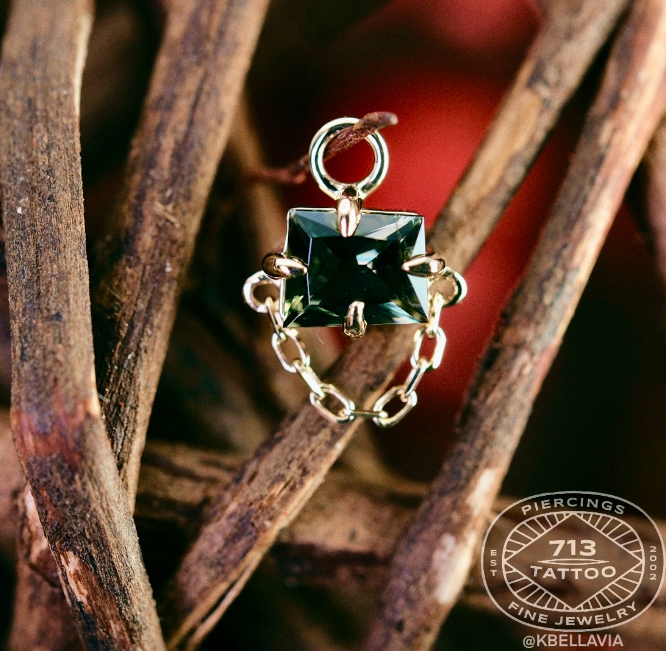 MODERN MOOD - GREENISH BLUE SAPPHIRE CLAW SET WITH 1 DRAPING CHAIN - Freeform One-Of-A-Kind- 14KT SOLID GOLD - CHARM