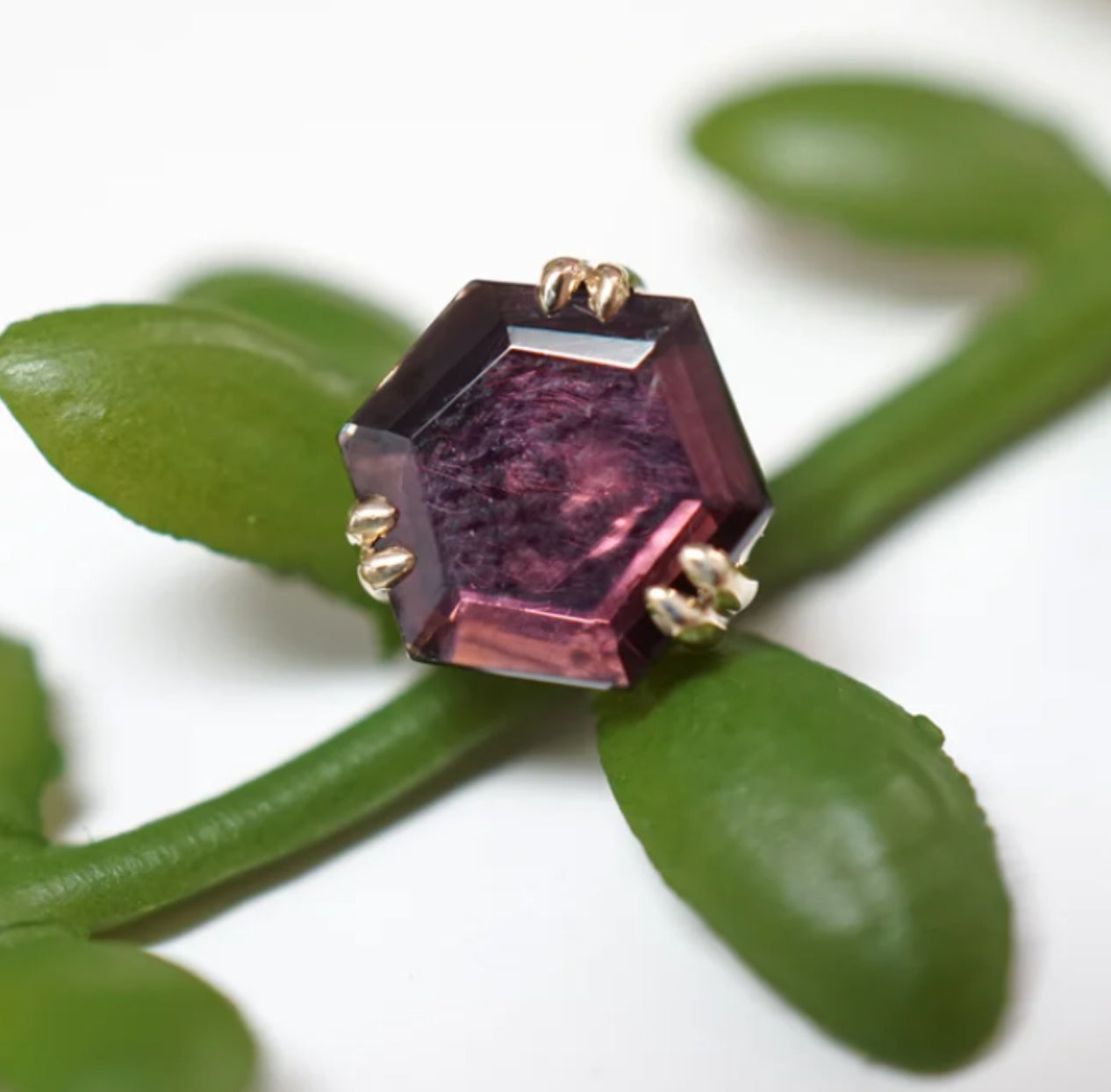 MODERN MOOD - DOUBLE ROSE CUT FLAT HEXAGON VIOLET SPINEL DOUBLE CLAW SET - 14KT YELLOW GOLD - THREADLESSEND