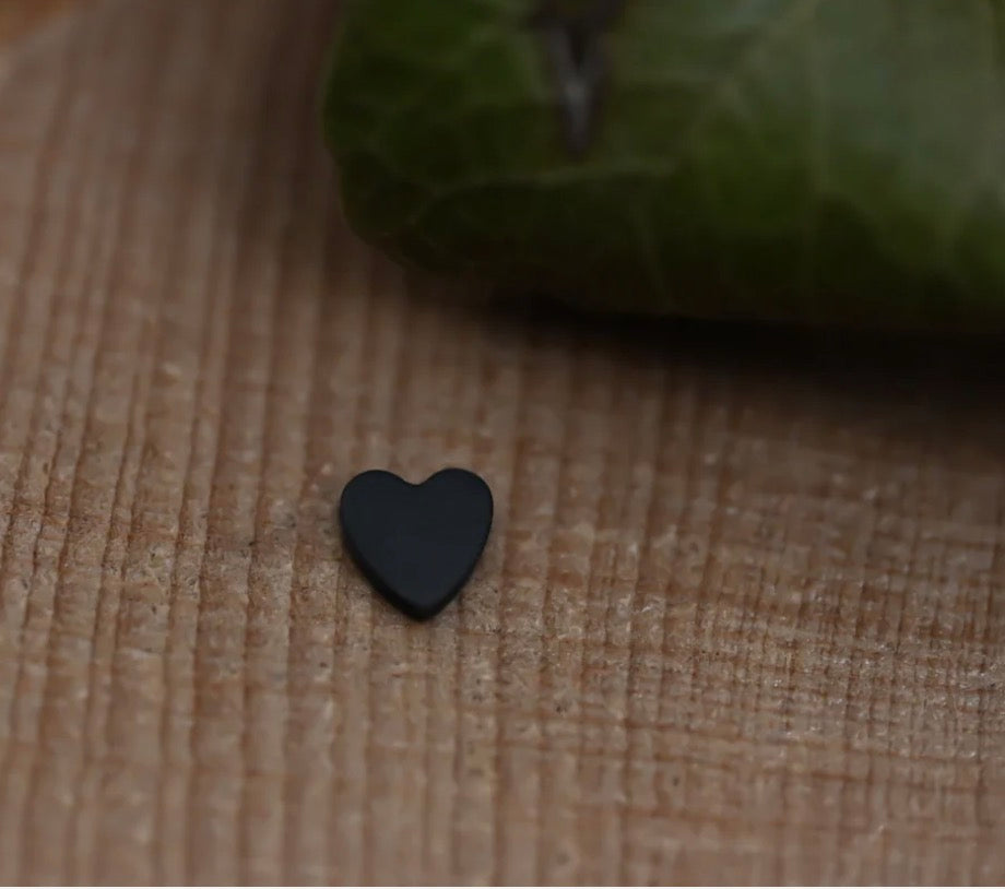 BLACK FOREST JEWELRY - HEART - MATTE BLACK - NIOBIUM - THREADLESS END