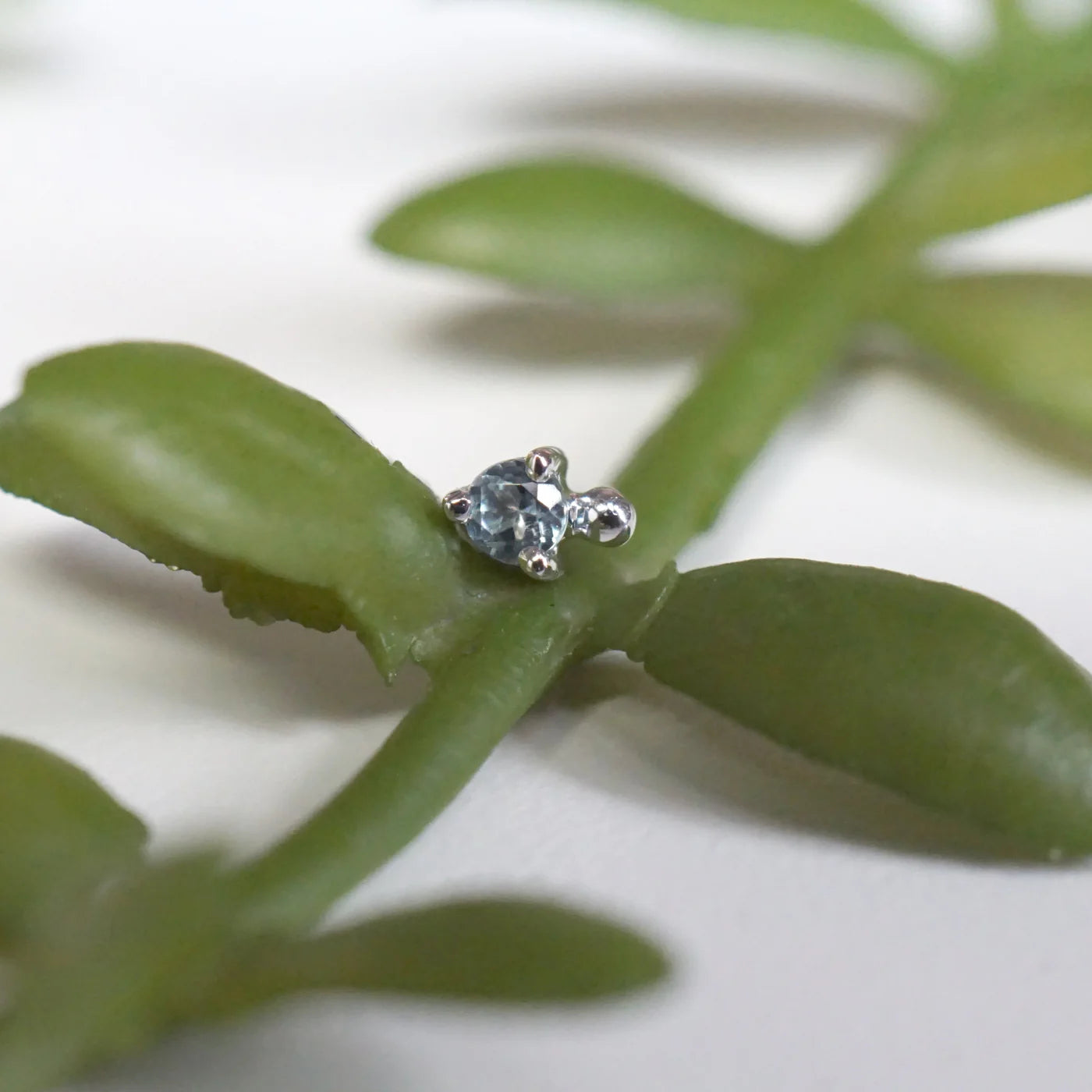 MODERN MOOD - PIPPA DOT - FACETED GEMSTONE - 14KT SOLID GOLD - THREADLESS END