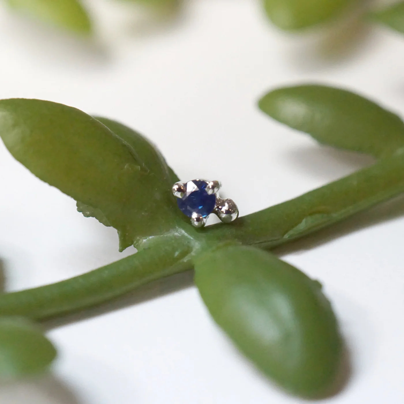 MODERN MOOD - PIPPA DOT - FACETED GEMSTONE - 14KT SOLID GOLD - THREADLESS END