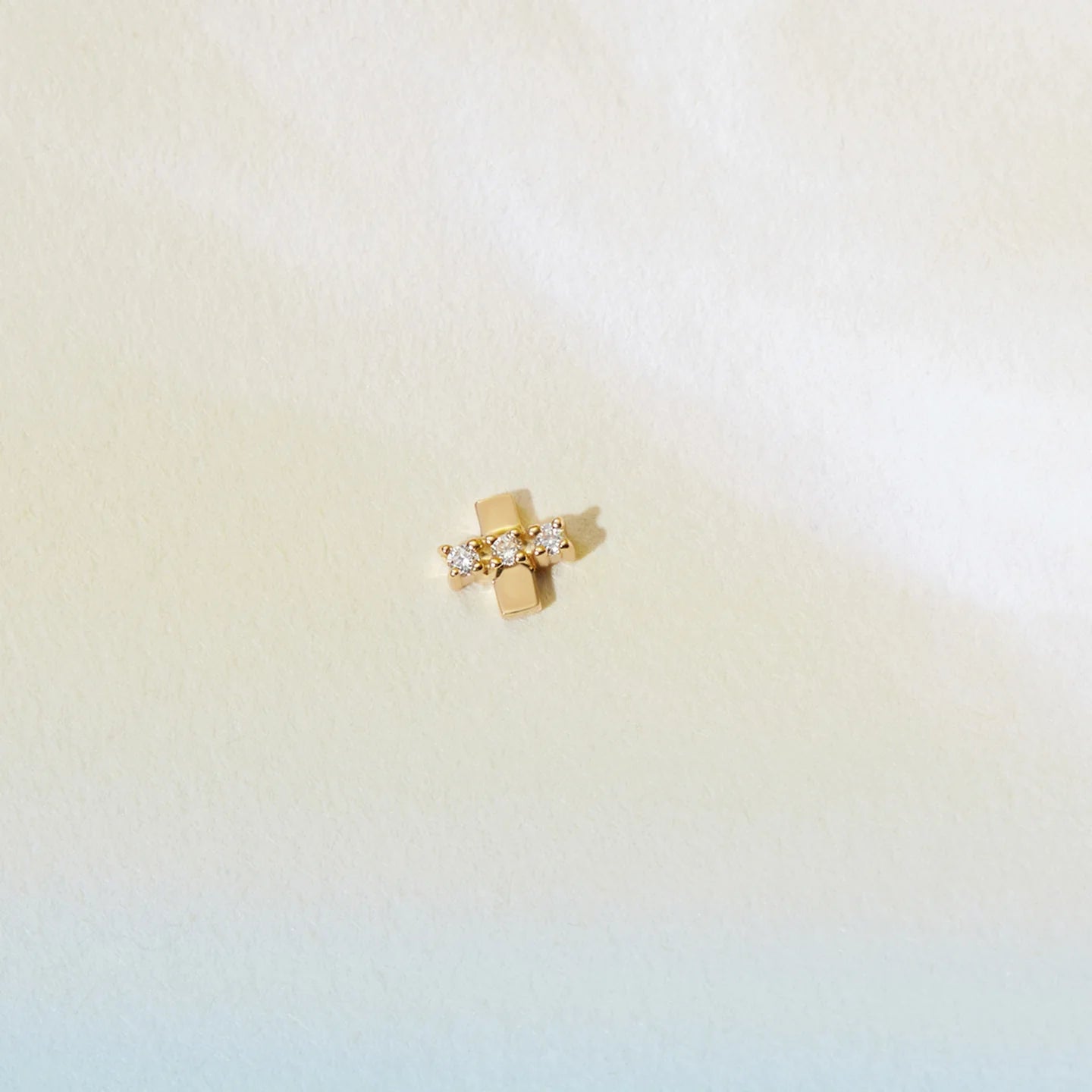 EMBER JEWELRY - AXIS - CZ - 14KT SOLID GOLD - THREADLESS END