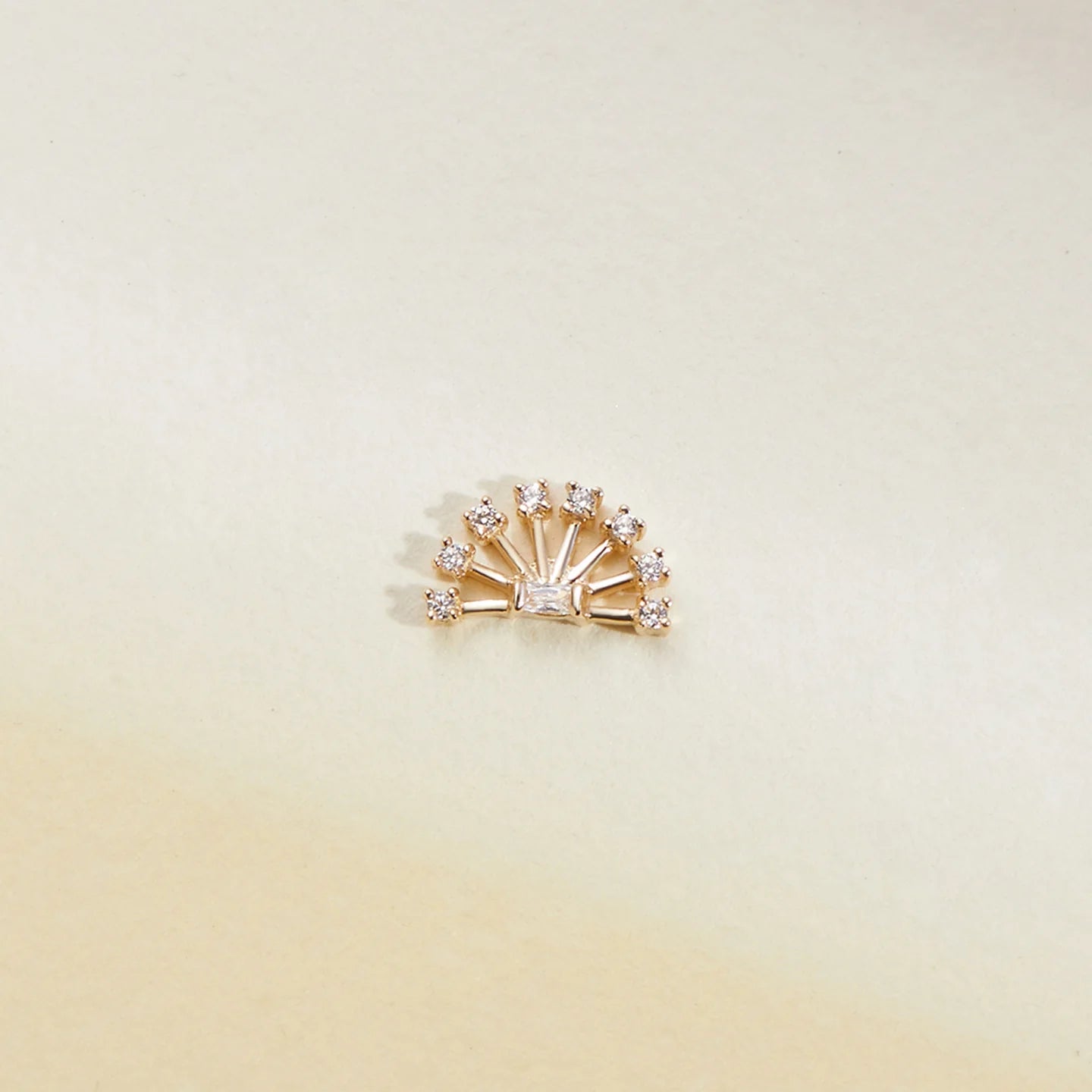 EMBER JEWELRY - FANFARE - 14KT SOLID GOLD - THREADLESS END