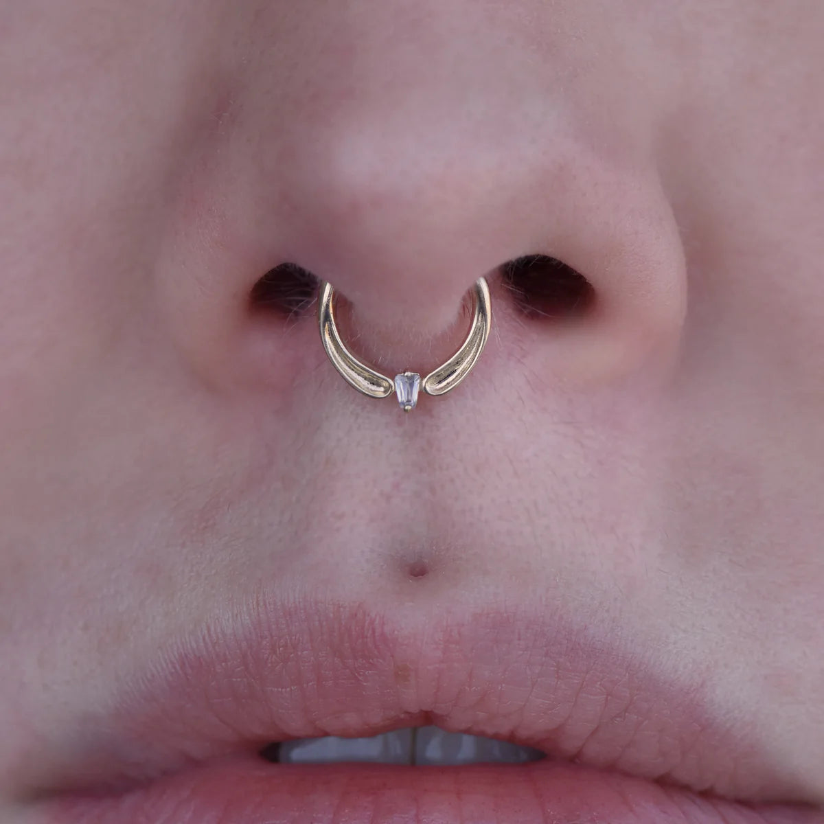 EMBER JEWELRY - HONEYMOON - 14KT SOLID GOLD - CLICKER