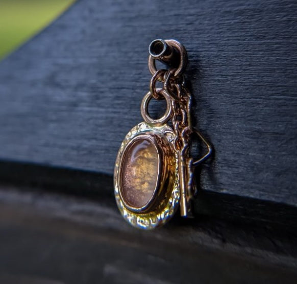 HIGH NOON HANDMADE - OREGON SUNSTONE AND ROSE GOLD COMET CHARM- 14KT SOLID GOLD - CHARM