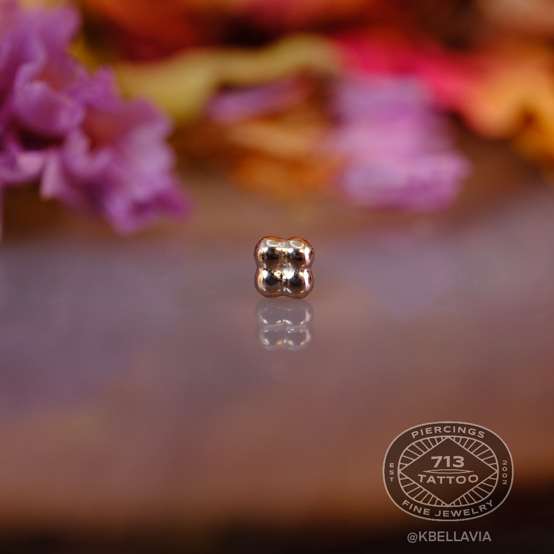 ANATOMETAL - QUAD BEAD CLUSTER 1.5MM - 18KT SOLID GOLD - THREADLESS END