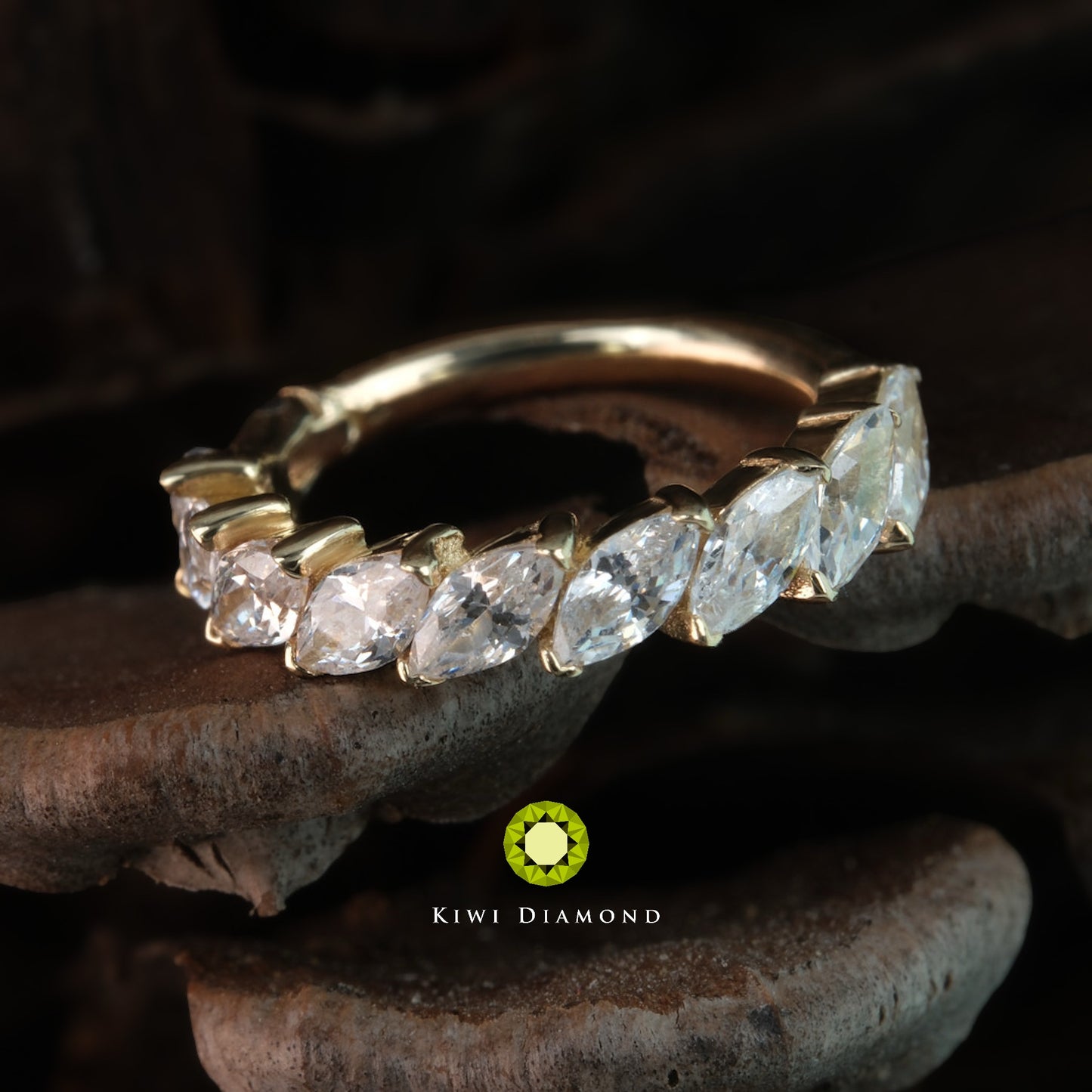 KIWI DIAMOND JEWELRY - LUMIERE SIDE SET - 14KT SOLID GOLD - CLICKER