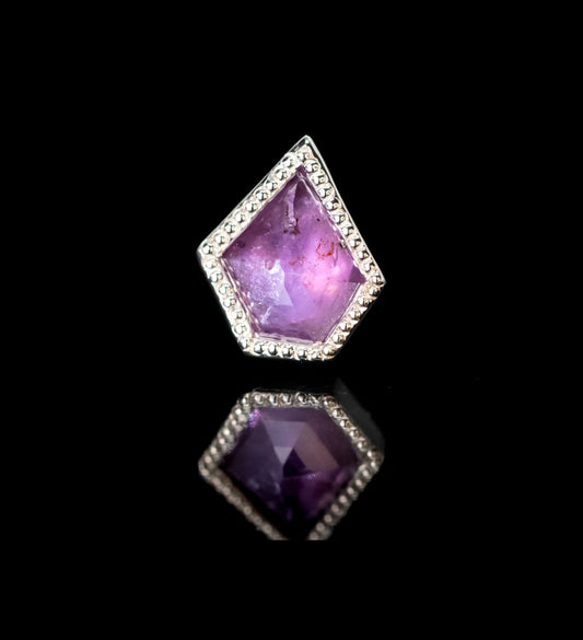 METTLE & SILVER - MAGENTA UMBA GEOMETRIC CUT SAPPHIRE - 14KT WHITE GOLD - MILGRAIN - THREADLESS END