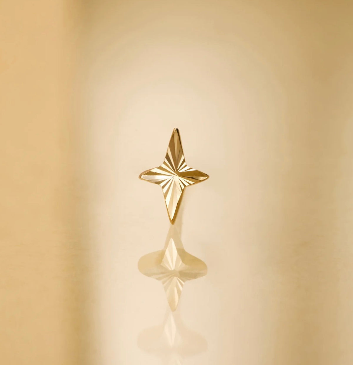 EMBER JEWELRY - ENGRAVED 4 POINT STAR - 14KT SOLID GOLD - THREADLESS END
