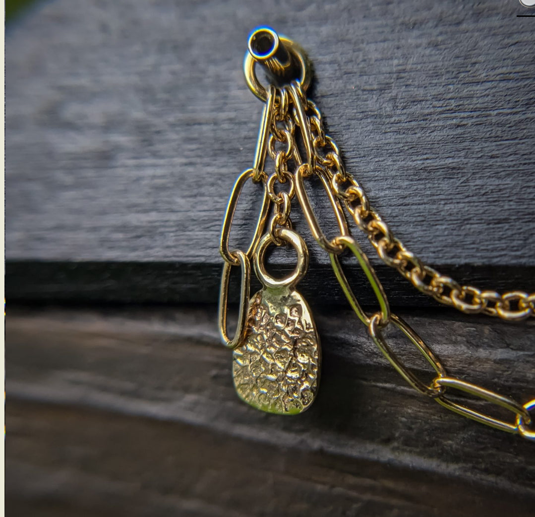 HIGH NOON HANDMADE - PAPERCLIP VINA CHAIN WITH ROUGH CHAMPAGNE IMPERIAL GARNET ACCENT CHARM - 14KT YELLOW GOLD