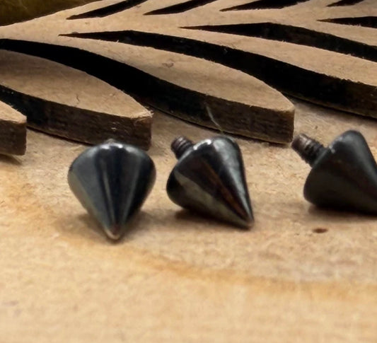 BLACK FOREST JEWELRY - MATTE BLACK SPIKE - 14G - NIOBIUM - THREADED END