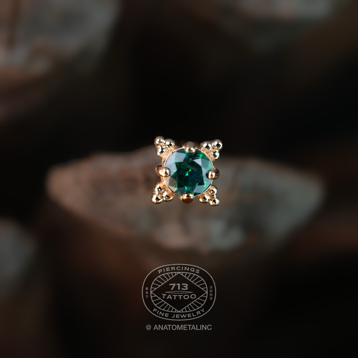 ANATOMETAL - ZIA - FACETED - 18KT SOLID GOLD - THREADELESS END