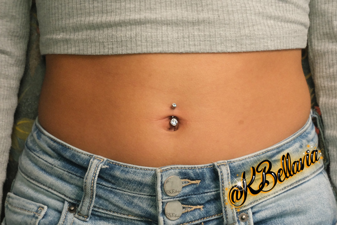 ANATOMETAL - NAVEL CURVE - 14G 3/8" - BEZEL SET - GEMMED - IMPLANT GRADE TITANIUM - THREADED