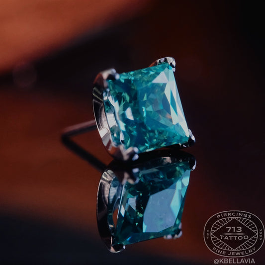 NEOMETAL - PRINCESS CUT PRONG SET GEM - MINT GREEN - TITANIUM - THREADLESS END