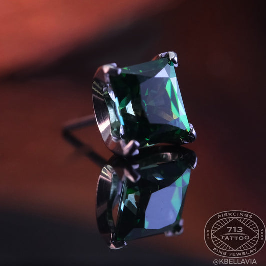 NEOMETAL - PRINCESS CUT PRONG SET GEM - EMERALD - TITANIUM - THREADLESS END