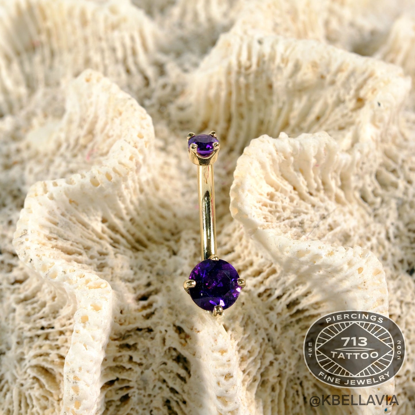 KIWI DIAMOND - NAVEL CURVE - PRONG SET (3MM X 5MM) 14g 1/4" - CURVED BARBELL - 14KT SOLID GOLD - THREADED