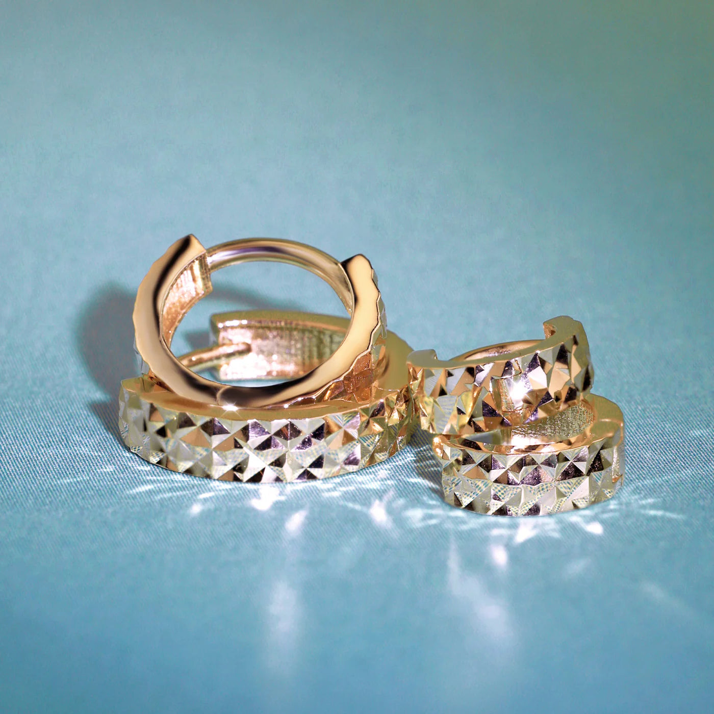 EMBER JEWELRY - FACETED CUFF - 14KT SOLID GOLD - CLICKER