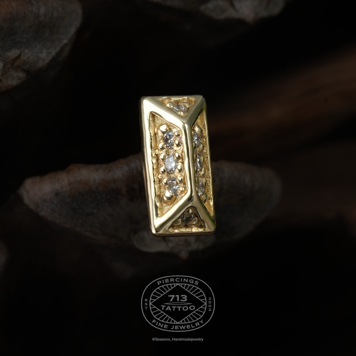 SEASONS HANDMADE JEWELRY - BAR PYRAMID ULTIMATE - 14KT SOLID GOLD - THREADLESS END