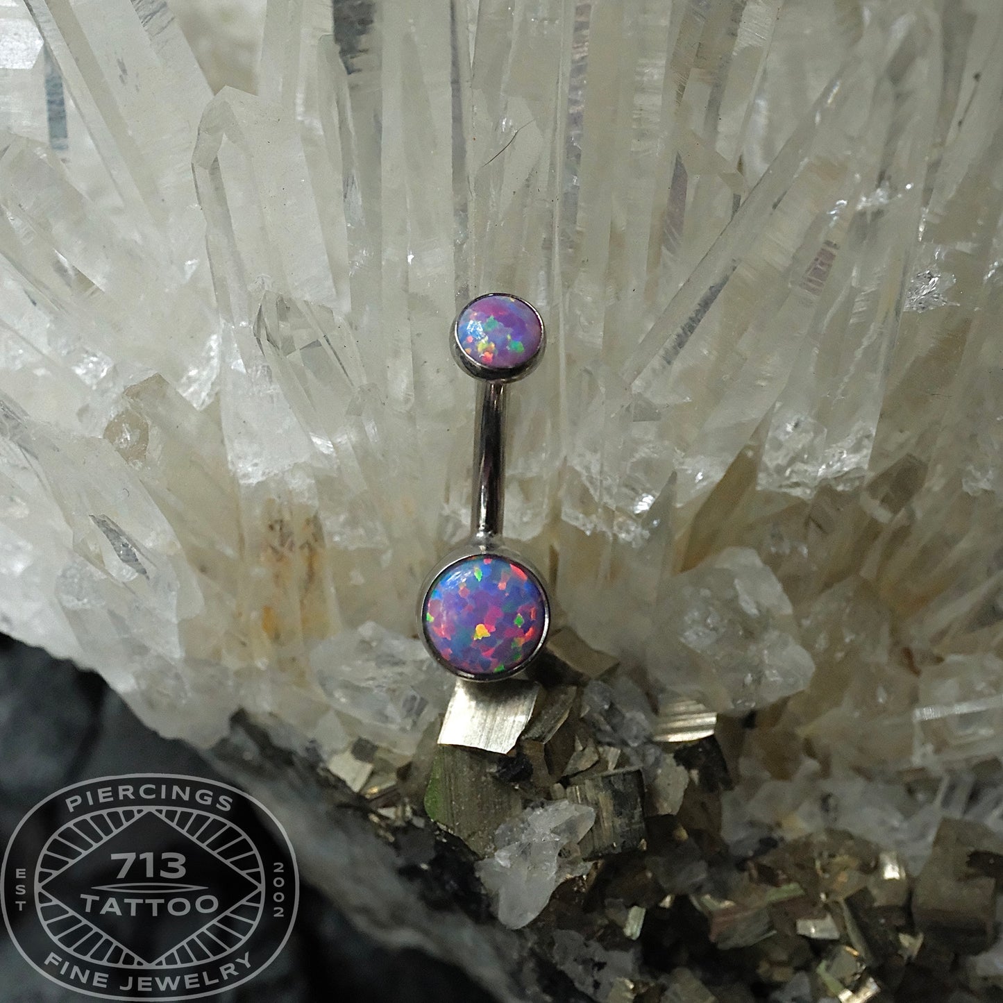 ANATOMETAL - BEZEL SET NAVEL CURVE - CABOCHON - TITANIUM