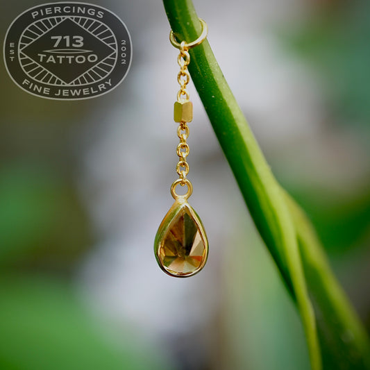 GOLDEN AROWANA - HONEY DIAMOND BEZEL TEARDROP - CHARM